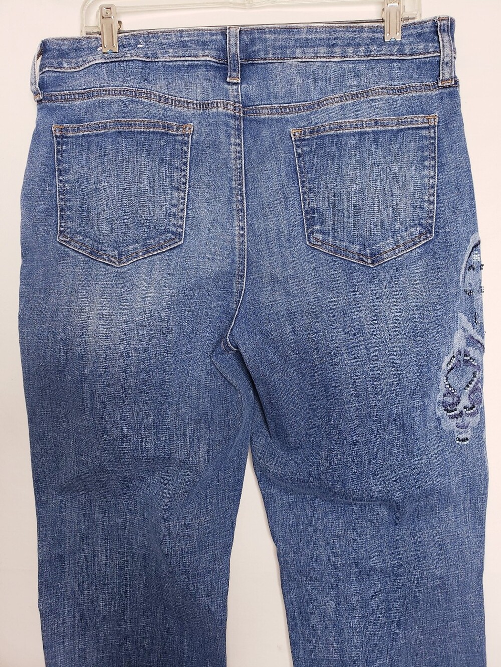 Chico's Beaded So Slimming Girlfriend Slim Leg Ankle Jeans Women's Size 12 - Picture 7 of 12